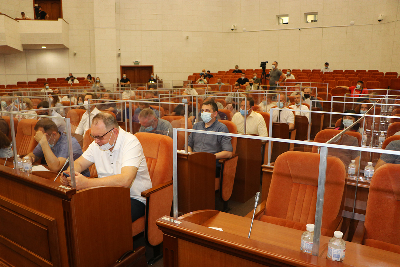 У Дніпрі майже 600 підприємств зобов'язали встановити станції моніторингу шкідливих викидів